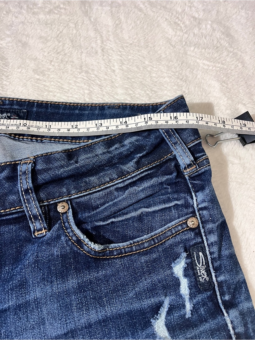 Silver Jeans Women's Dark Blue Flare Jeans - Picture 4 of 9